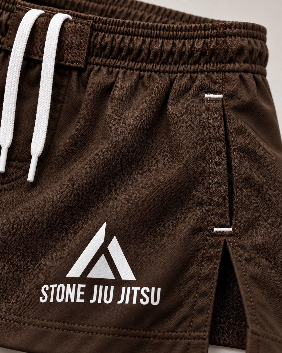 Stone Brown Short - detail view