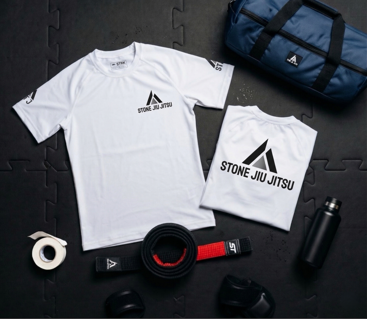 STONE white rash guard